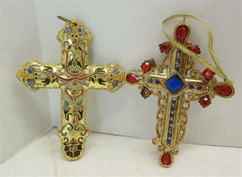 Albrecht Auctions 2 Cross Ornaments