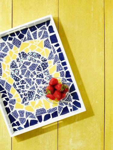 How To Make A Mosaic Tray From Broken Plates Craft Tutorials