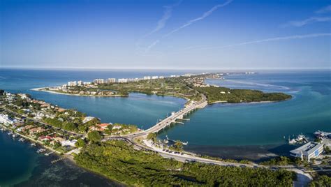 Living in longboat key might feel like a vacation, because a lot of people do come here to vacation or use it as their second home. Should Longboat Key Belong to Sarasota or Manatee County ...