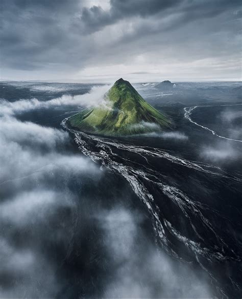 📍 Mælifell The Iconic Conical Volcano In The Highlands Of Iceland 📷