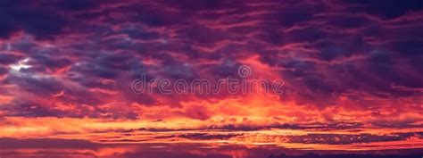 Fire In The Sky Sunset Stock Photo Image Of Newport 168483914
