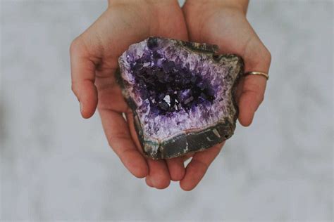 Keep reading to learn how to tell if pearls are real in just five easy steps. 5 Easy Ways on How to Tell if Amethyst is Real or Fake ...