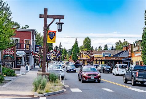 These Small Towns In Oregon Come Alive In Summer Worldatlas