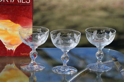 6 Vintage Etched Crystal Cocktail Martini Glasses Set Of 6 1950 S Morgantown 1947 Vintage