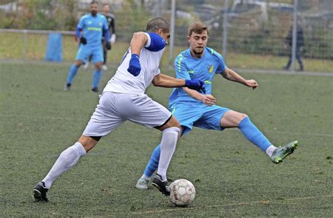 Fußball Landesliga Staffel Iii Gsv Maichingen Ist Der Gejagte Derby