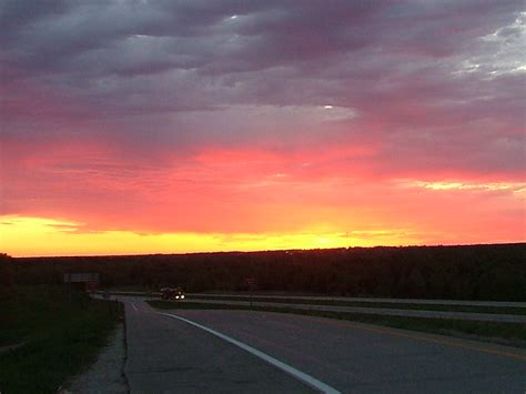 Kansas Sunrise 2 2010 12 31 File I 35 South Of Kansas City John H