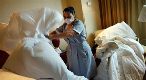 Hotel Maids Expose Industry Secrets They Never Tell Their Guests Page 32 Of 45 Dailysportx