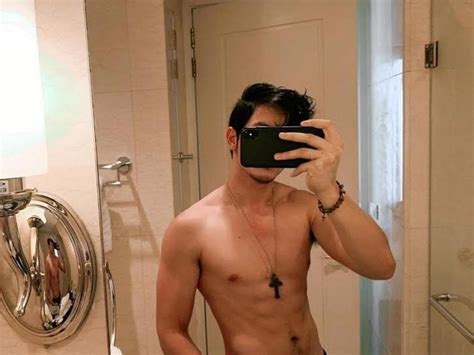 LOOK Alden Richards Teases Fans With Shirtless Photos GMA Entertainment