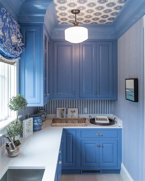 Find inspiration for your own space in these 30 stunning rooms. 15 Inspirational Ideas for Decorating with Blue and White