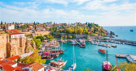 Antalya Turcja najważniejsze informacje Co zobaczyć podczas wakacji