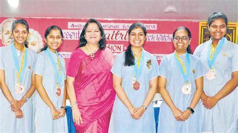 Noida Girls Create App Win Tech Prize In Us Hindustan Times