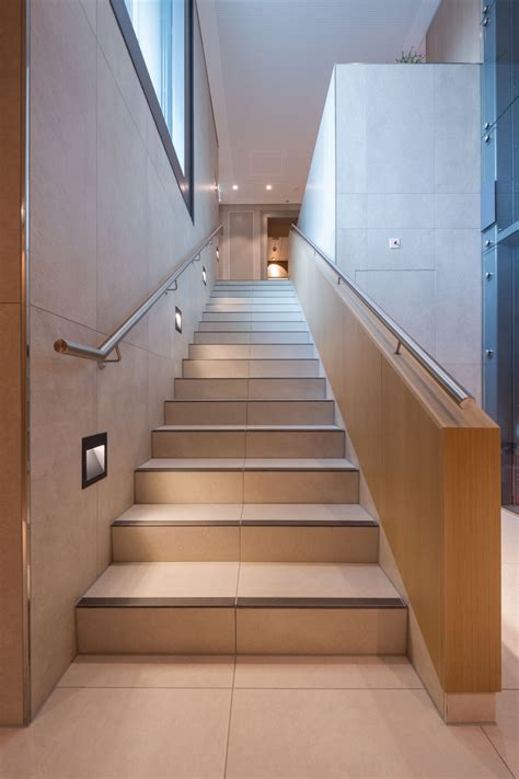 ▶ fliesen in schwarzenfeld kontaktdaten ⏲ öffnungszeiten bewertungen das telefonbuch ihre nr. Rutschsichere Keramik für einen Spa | Fliesen und Platten ...