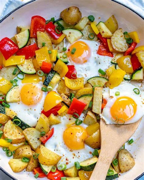 One Pan Egg And Veggie Breakfast Recipe Veggie Breakfast Healthy