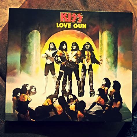 Kiss Love Gun Deluxe Edition Decibel Geek Hard Rock And Heavy Metal Discussion