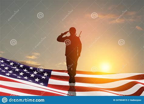 Usa Army Soldier Saluting With Nation Flag Greeting Card For Veterans