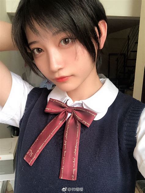 Pin By 羽生 漣 On 帅嘤嘤（シャイインイ：shuài Yīng Yīng） Girl Short Hair Short Hair Styles Japanese Short Hair