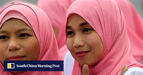 outrage at najib plan to give indian muslims the same status as malays south china morning post