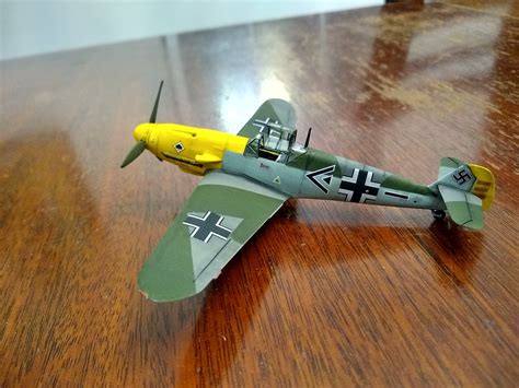 Messerschmitt Bf 109 F 2 Plastic Model Airplane Kit 172 Scale
