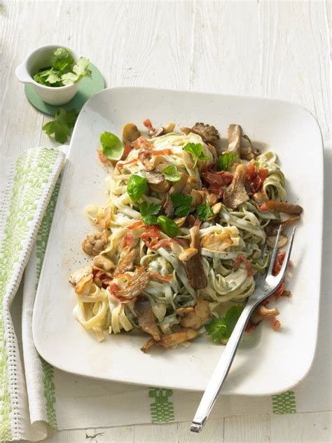 Tagliatelle mit Sahne- Pilzsauce von Linda1 Chefkoch