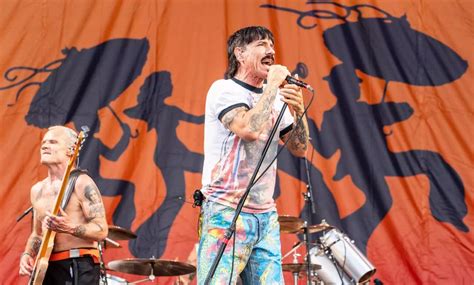Red Hot Chili Peppers Hizo Un Cover épico De Smells Like Teen Spirit
