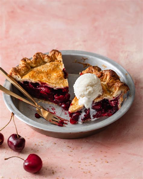 Homemade Sweet Cherry Pie — Style Sweet