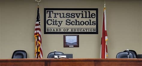 Hewitt Trussville High School Teacher Among 16 Finalists For Teacher Of