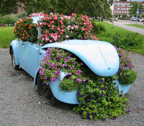 Auto planet po box 777968 henderson nv 89077: Cool Planters Made From Unusual Recycled Objects
