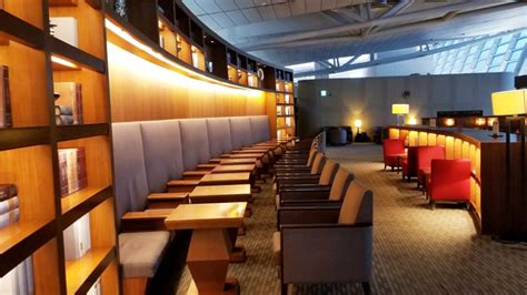 Asiana Airlines 4 Star Business Class Lounge At Seoul Incheon Airport