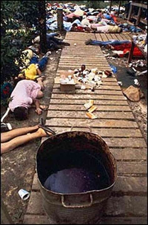 The Tragic Story Of The Jonestown Massacre Modern Historys Largest Mass “suicide” Vintage