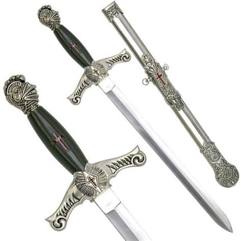 Knights Of The Crusader Short Sword Silver Knight Sword Swords Medieval