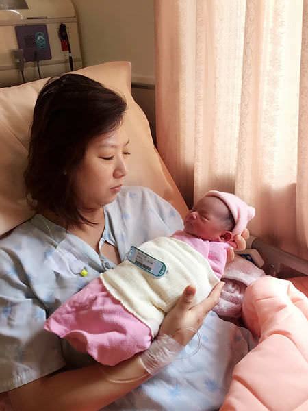 【媽咪】孕期心情點滴及台北國泰生產心得分享 艾比媽媽