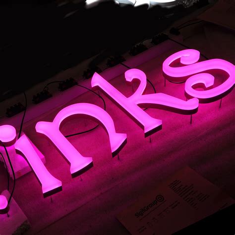 All neon signs come with a black hanging chain and keyhole cutouts for hanging on screws on the wall. 💟 P-inks! 💟 https://www.neonplus.co.uk/ . . . #NeonPlus # ...