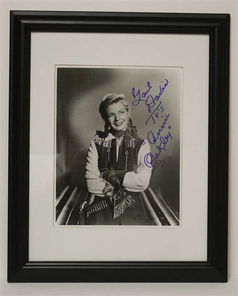 gail davis annie oakley black and white 8x10 print photo signed autograph framed matted nice