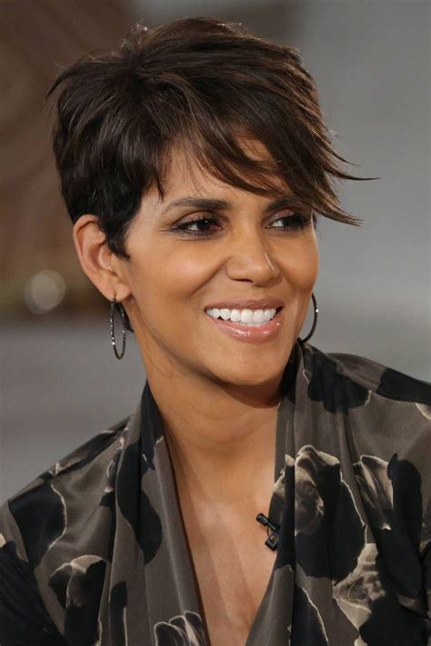 Halle Berry Hairstyles Cute Hairstyles For Short Hair Short Hair Styles Pixie