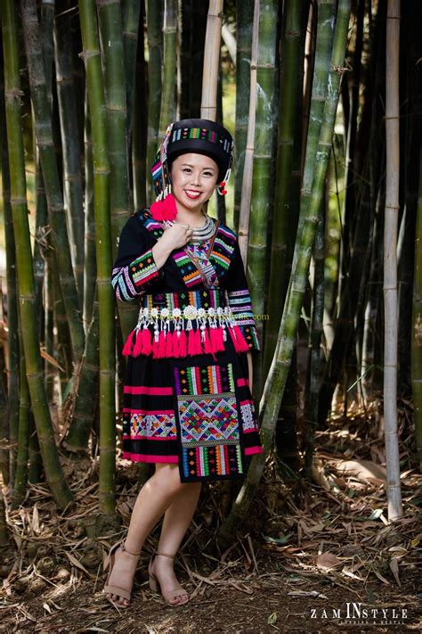 Zam Instyle :: Hmong New Year & Silver Lining | ROSES AND WINE