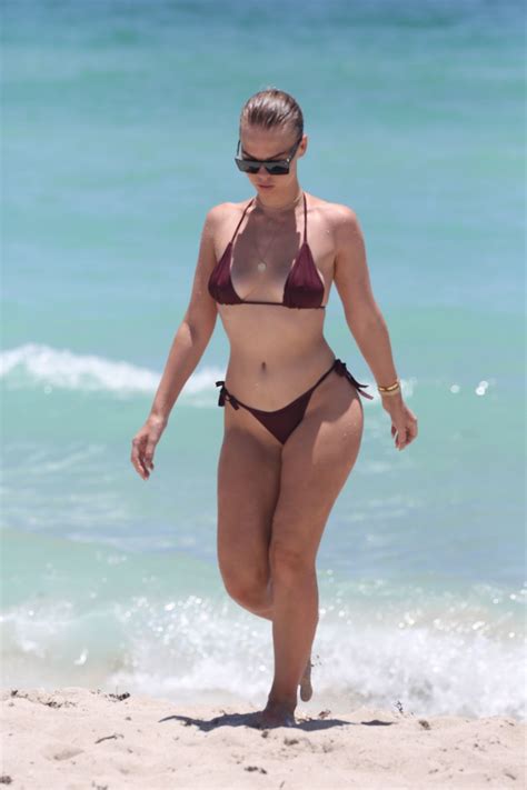 Bianca Elouise In Bikini At A Beach In Miami Hawtcelebs