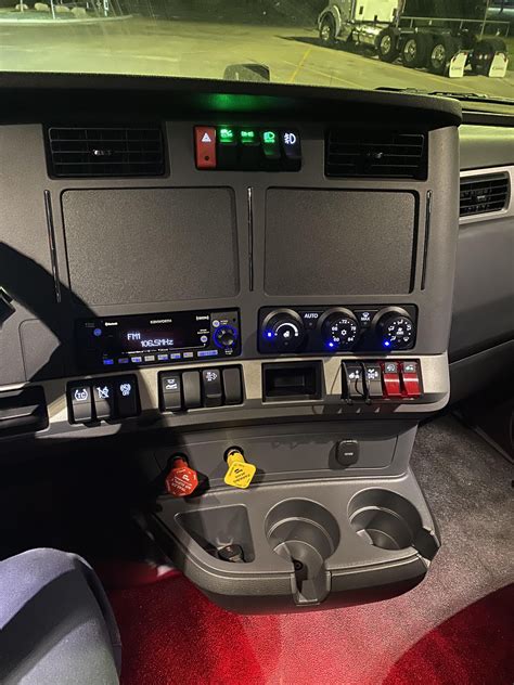 20212022 2nd Gen Kenworth T680 Interior Pics As Request By Some R