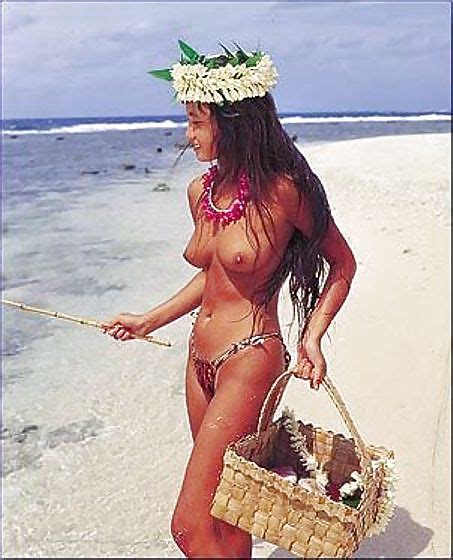 Topless And Nude Polynesian Hawaiian And Tahitian Girls On The Beach