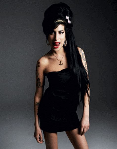 See amy winehouse pictures, photo shoots, and listen online to the latest music. Amy Winehouse Photos (486 of 727) | Last.fm