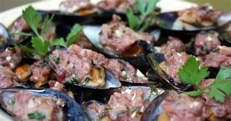 Fleur De Lolly Tapas Thursdays Broiled Mussels With Prosciutto