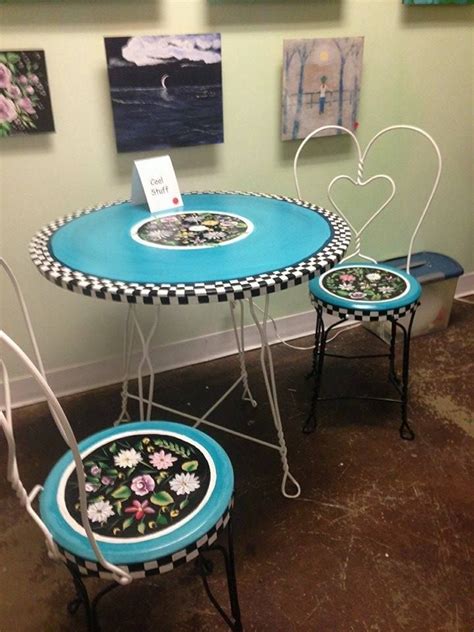 Metal cafe chairs are usually more suitable for outdoor commercial settings. Buy Hand Made Cafe / Bistro / Patio Antique Metal Table ...
