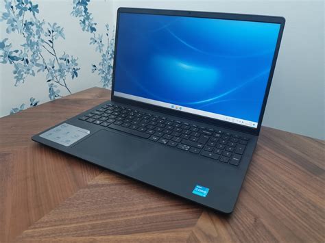 Dell Inspiron 15 3000 3511 Review A Business Laptop Built For Those