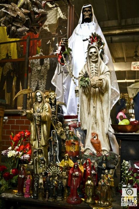 Altares De La Santa Muerte 2 I R Z A Info