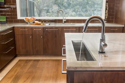 Modern Kitchen Sink Designs That Look To Attract Attention