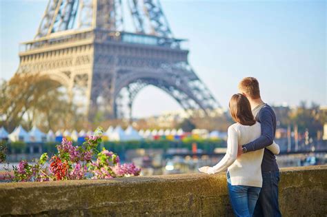 10 most romantic spots in Paris - SilverKris