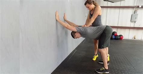 Top Five Thoracic Mobility Drills To Improve Your Overhead Pressing