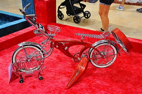 Red Bike 2017 Miami Lowrider Super Show Red Bike Bike Bicyclist