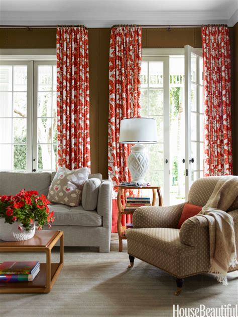 Here are a few window treatment ideas to help you at hiding a bad window view. Dining Room Window Treatments - House n Decor