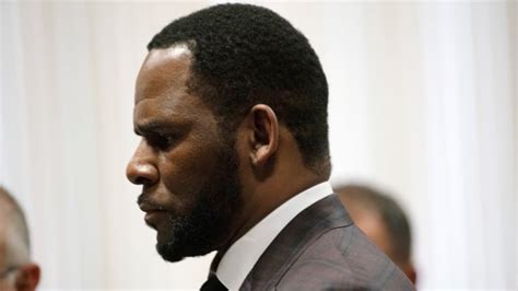 R Kelly Arrested On Federal Sex Crimes Charges In Chicago Cbc News