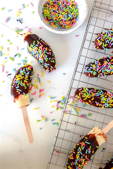 Easy Frozen Chocolate Banana Pops The Toasted Pine Nut